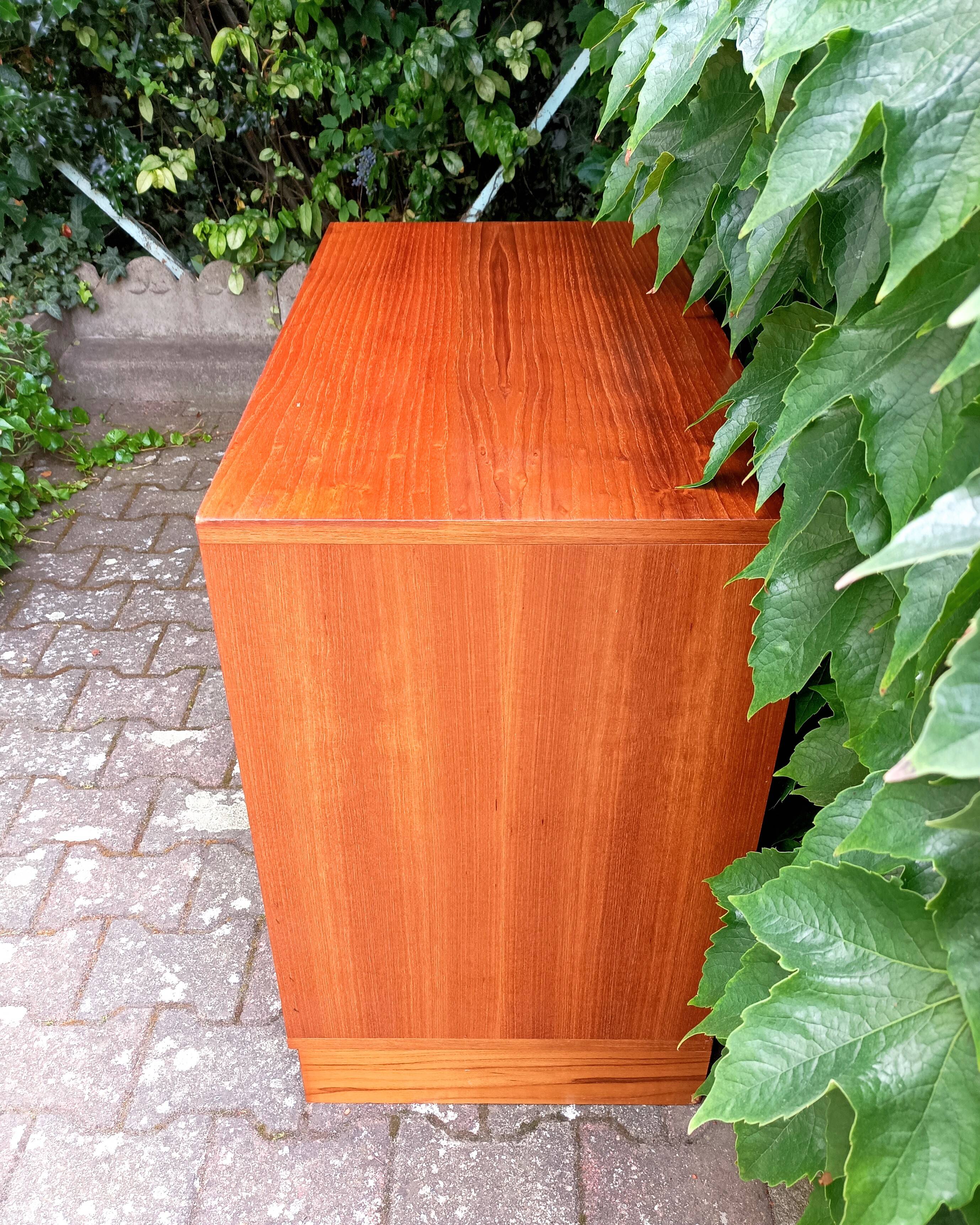 Scandinavian chest of drawers