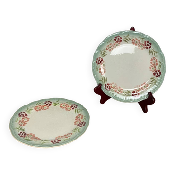 Set de 2 assiettes Choisy le roi , terre de fer , motif floral, fin XIXème