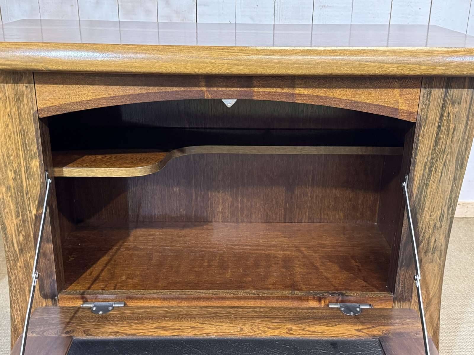 Bar en orme des années 1970 du fabricant Aranjou