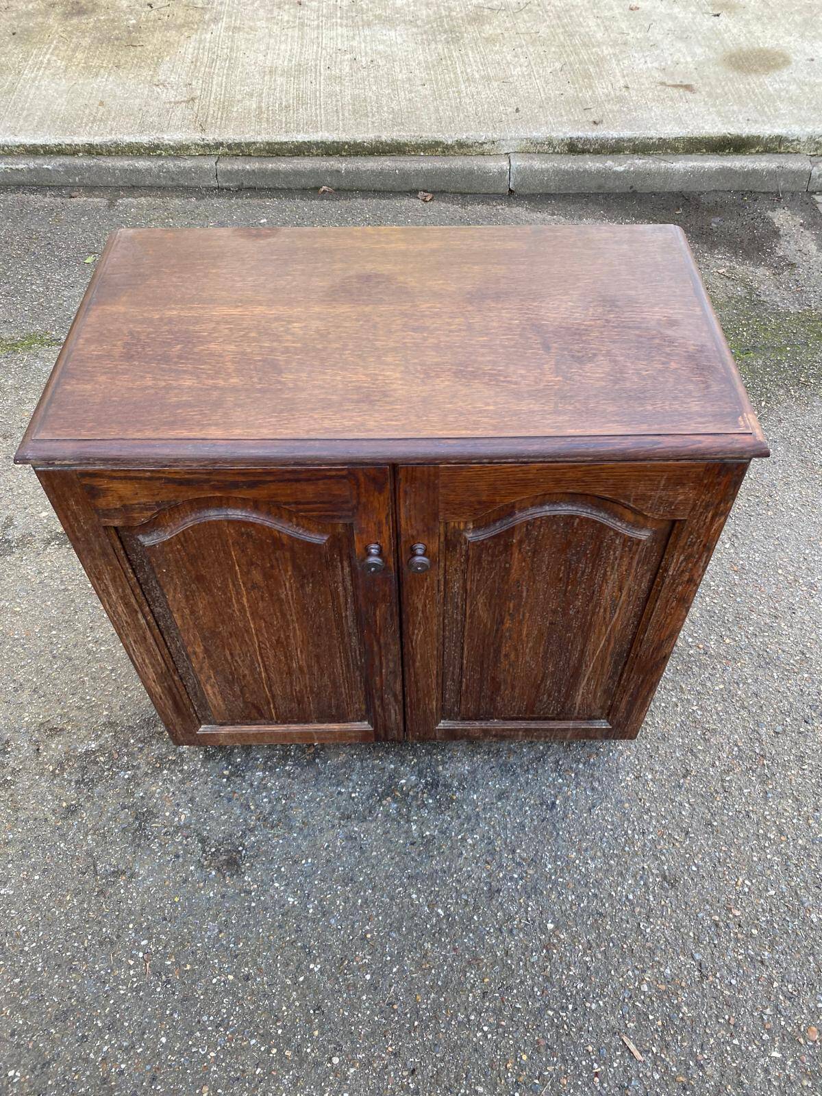 Vintage dark wood buffet with 2 doors, 80cm
