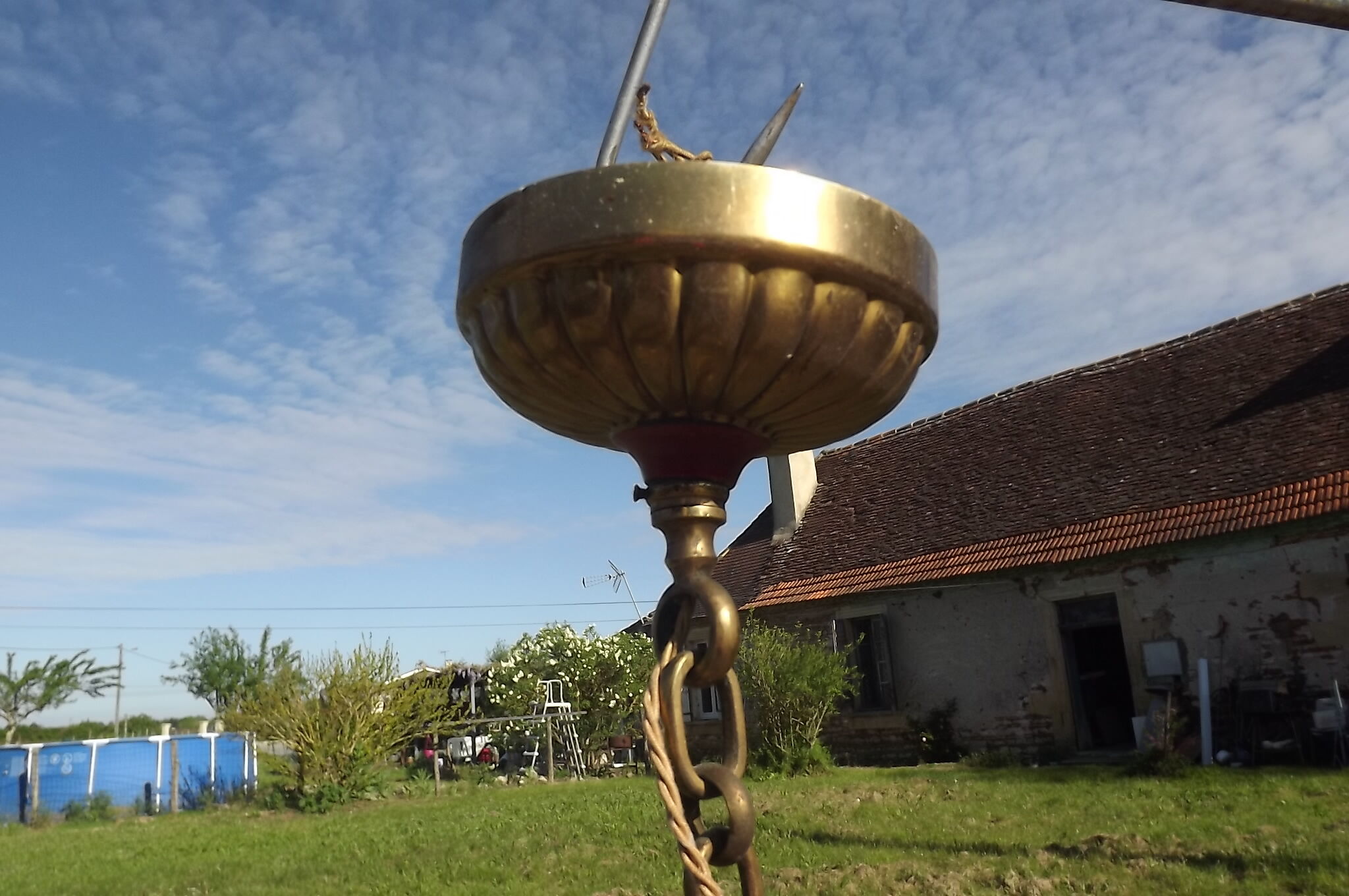 Lustre de Style Empire Tole rouge et laiton