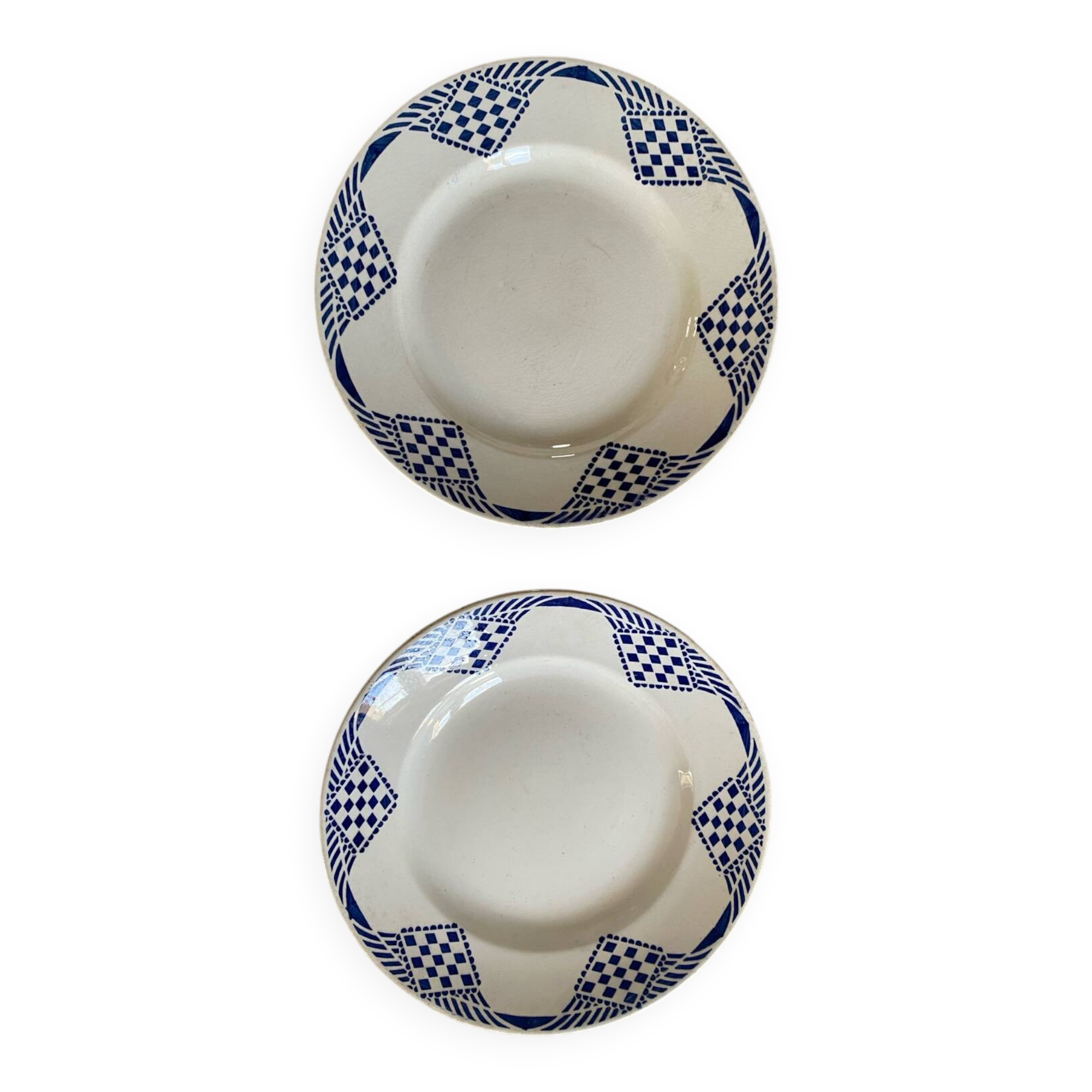 Plates model Pantin mill of wolves