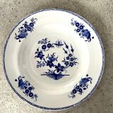 11 assiettes 19e Boch Freres