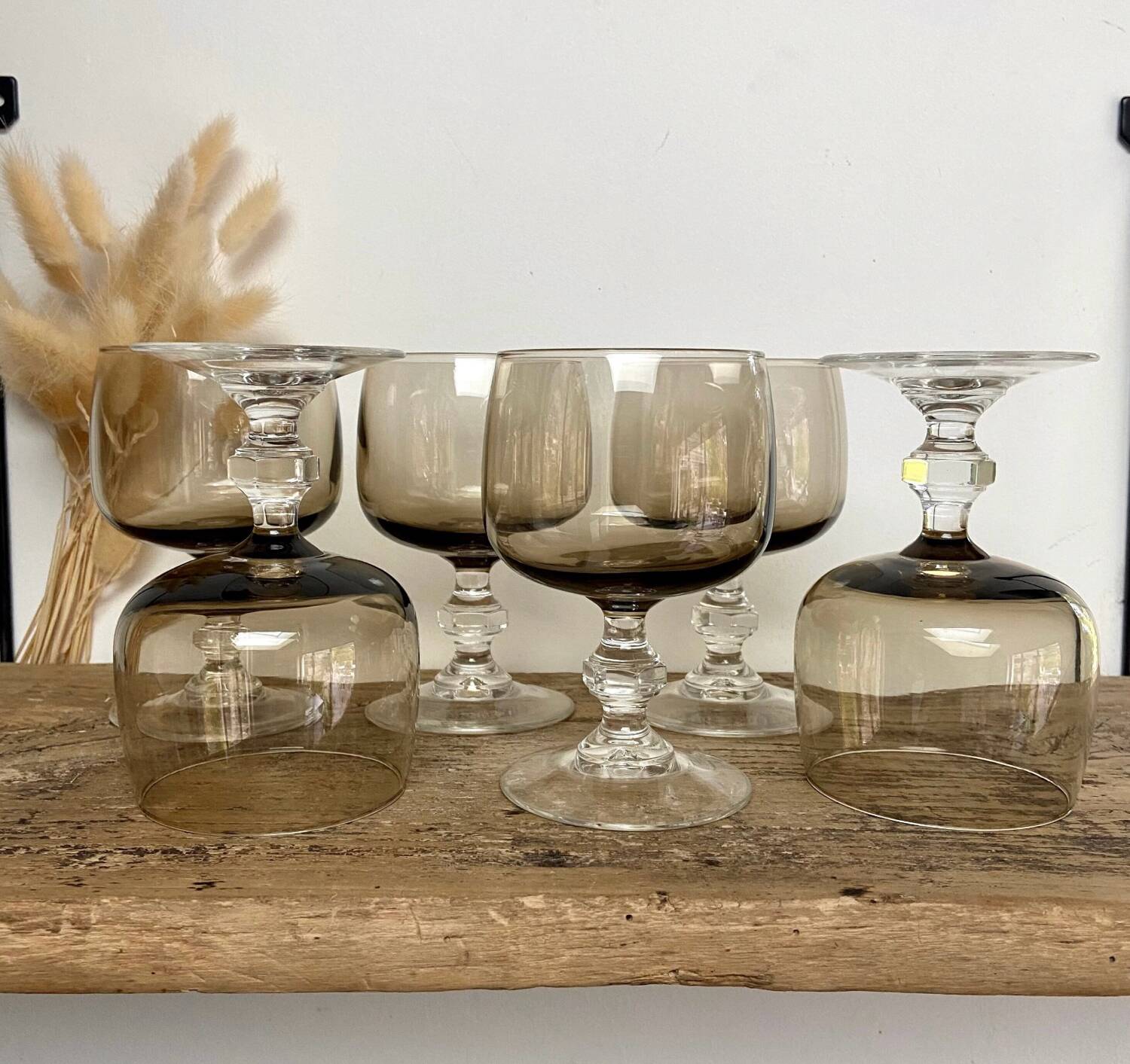 6 large smoked glasses