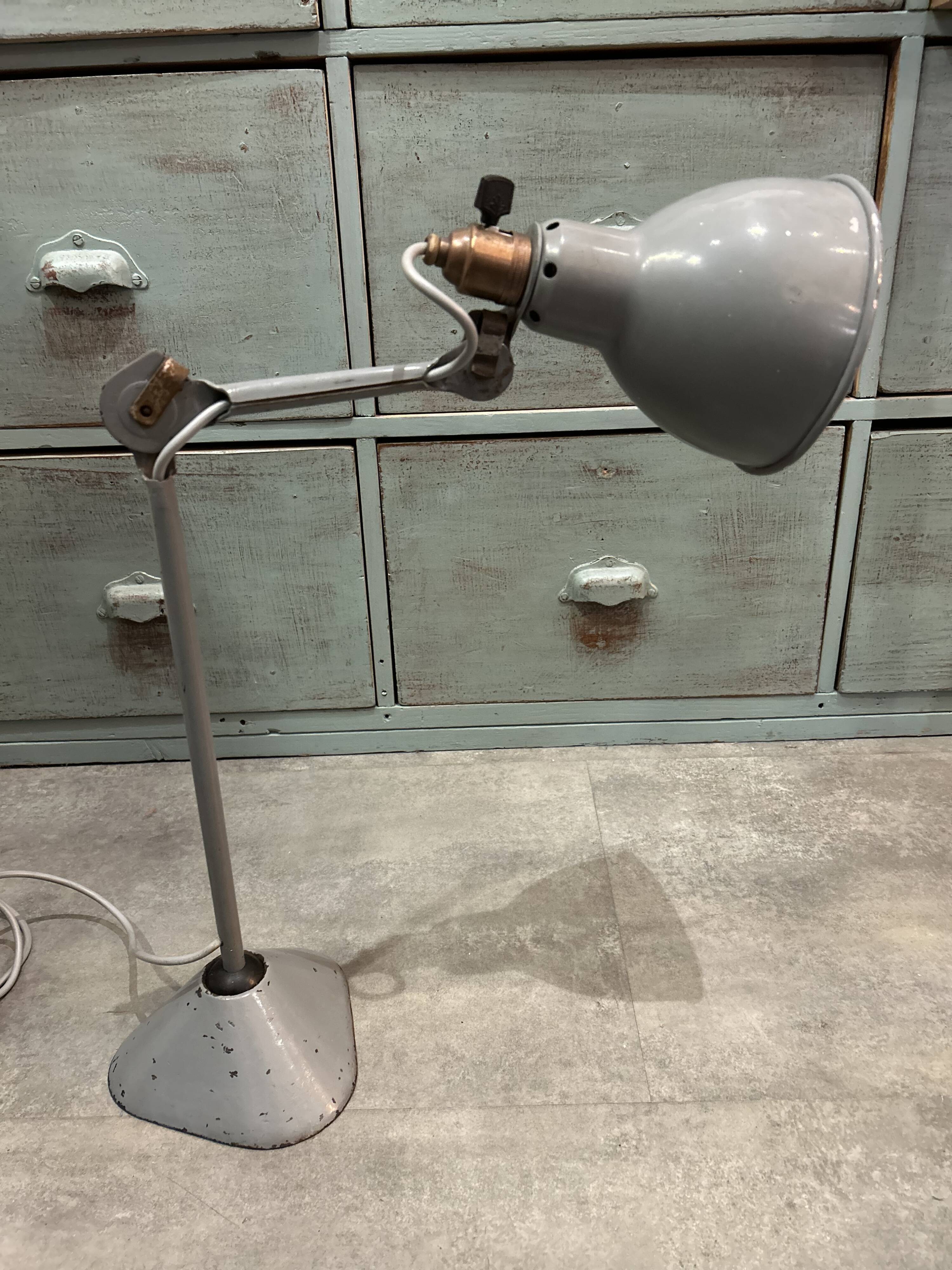 Table lamp - Bernard Albin Gras - Ravel Clamart - model 205