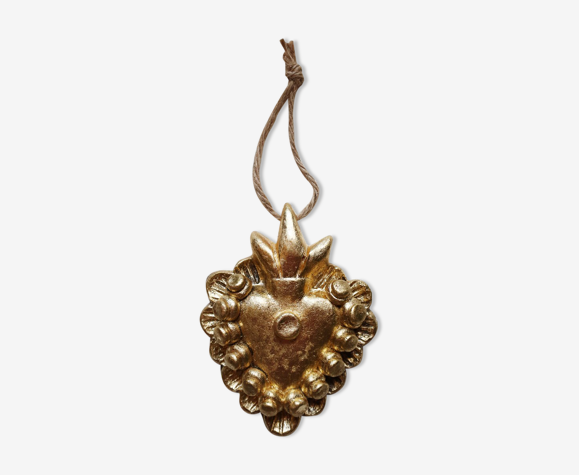 Coeur décoratif en céramique doré "modèle perles"
