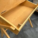 Children's desk with compass feet