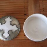 Russian box in white ceramic swaddled and metal