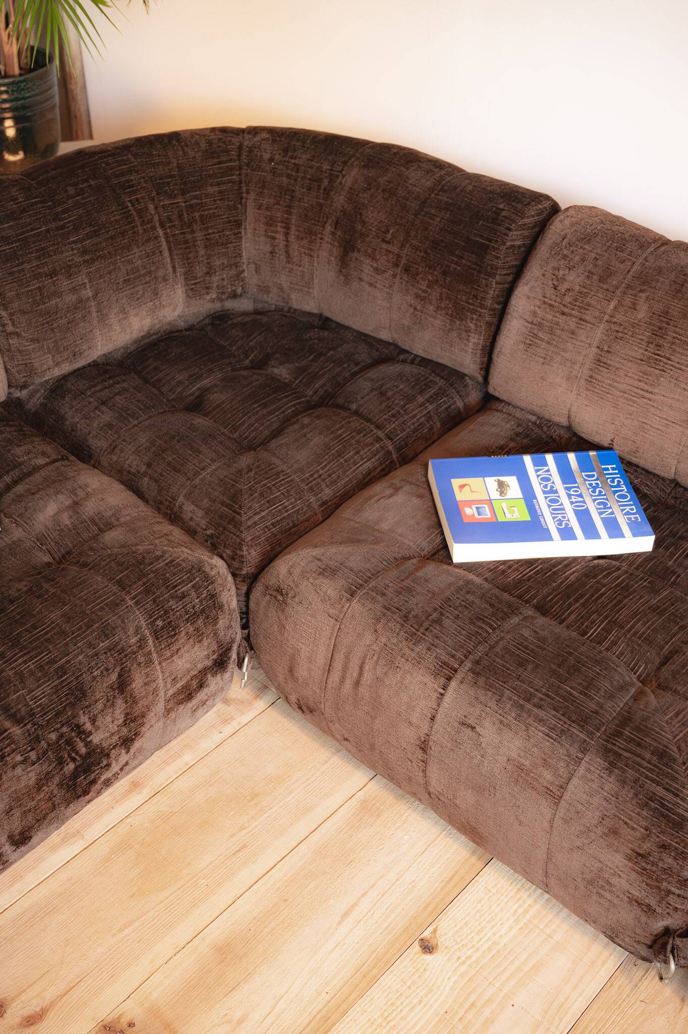 Modular sofa from the 70s