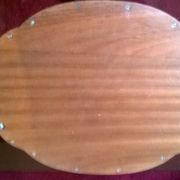 Plateau de service en bois, verre et dentelle de bruxelles