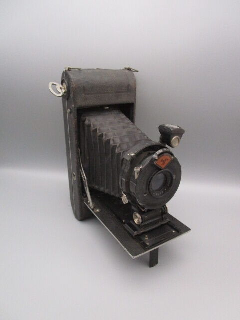 Old bellows camera