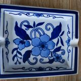 Flower ashtray