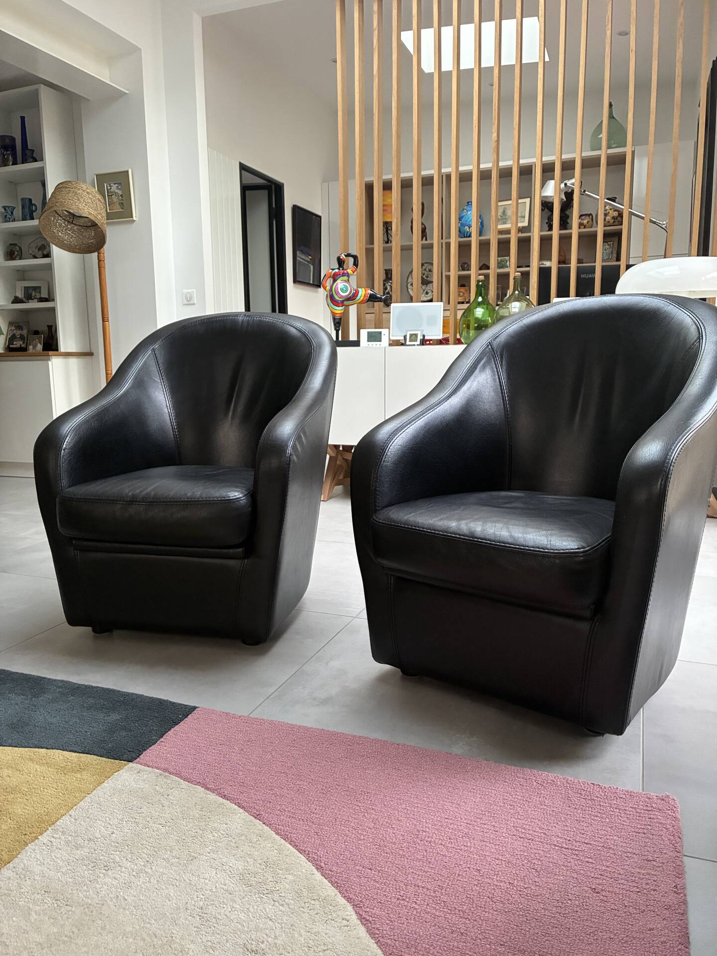 Paire fauteuil cabriolet cuir noir 1990