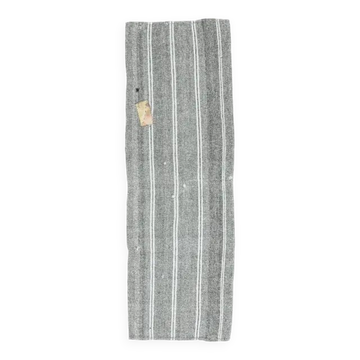 Tapis kilim tissé à la main en laine turque des années 1970, rayé gris et blanc, 72x225.