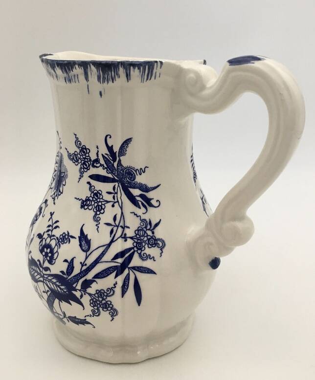 Old earthenware jug from Sarreguemines, Lancaster model