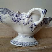 Iron earth gravy boat, Bouquet Creil & Montereau model, early 20th century