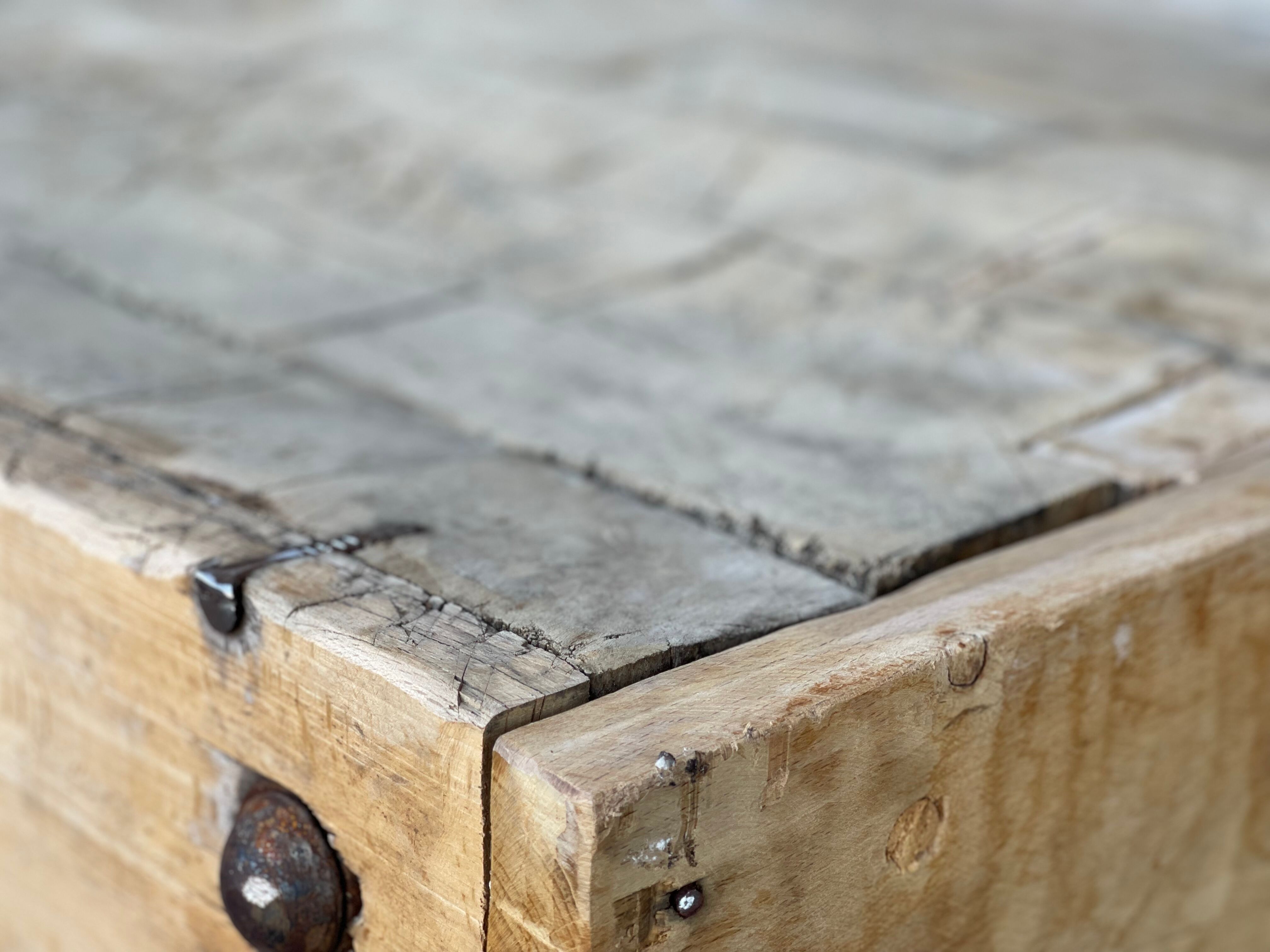 Small log workbench of Butchery solid wood 1930 ́