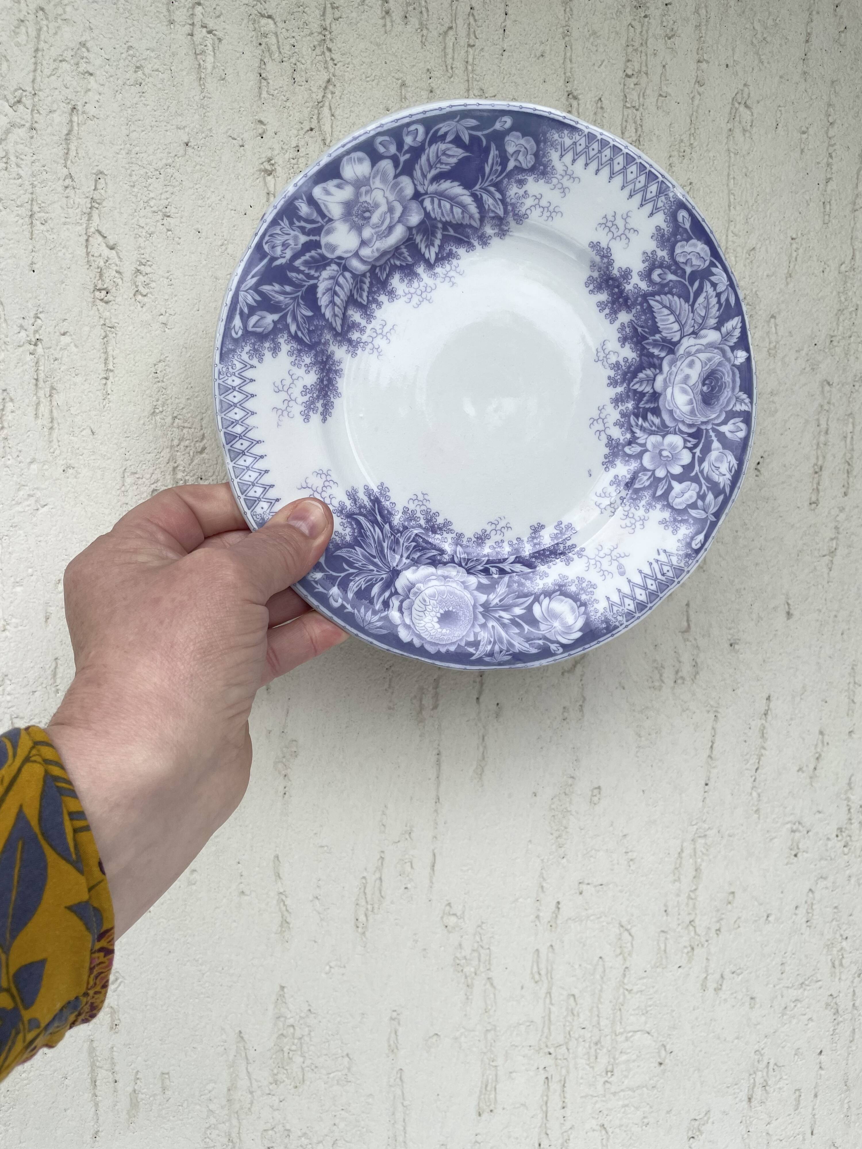 Dessert plates Sarreguemines model Jardinière 19th century