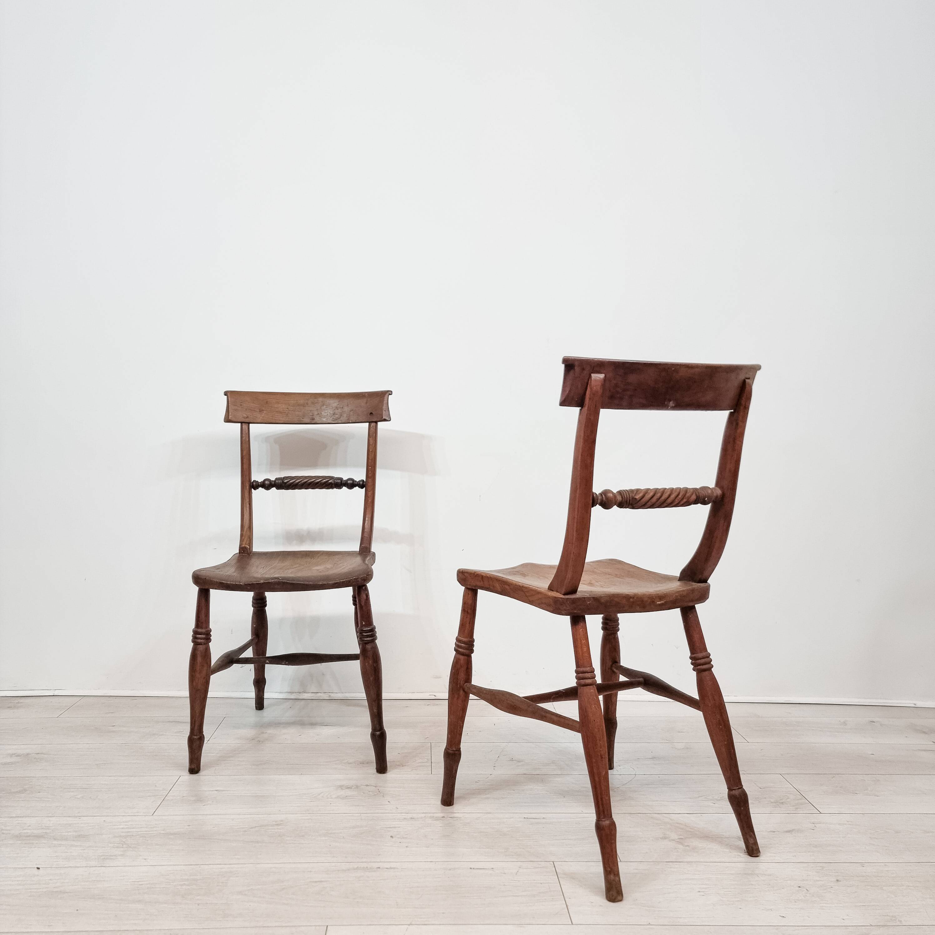 English chairs late 19th century