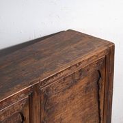 Pine buffet with two doors and scalloped panels – China, circa 1950
