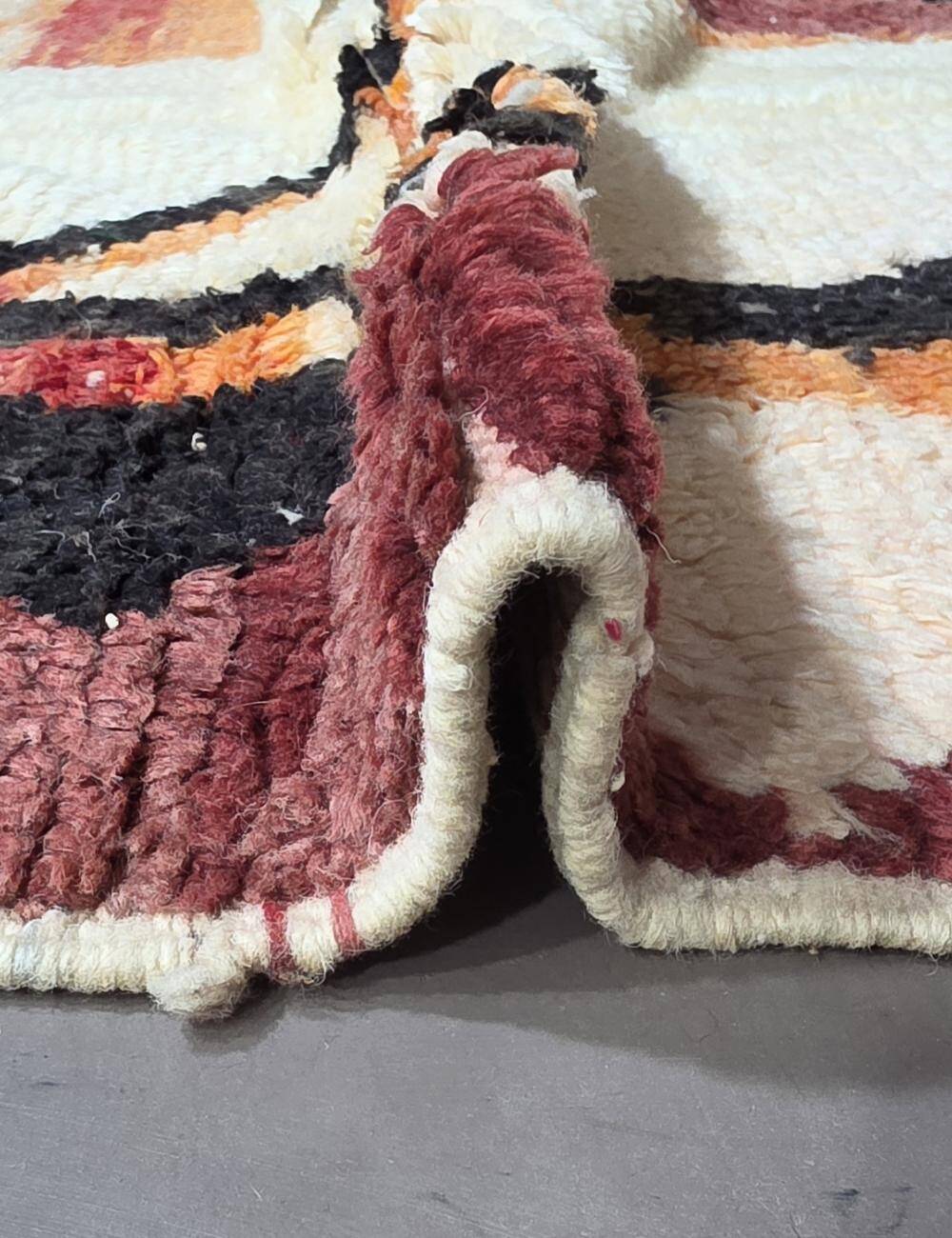 Berber Boujad Rug - 192 x 133 cm