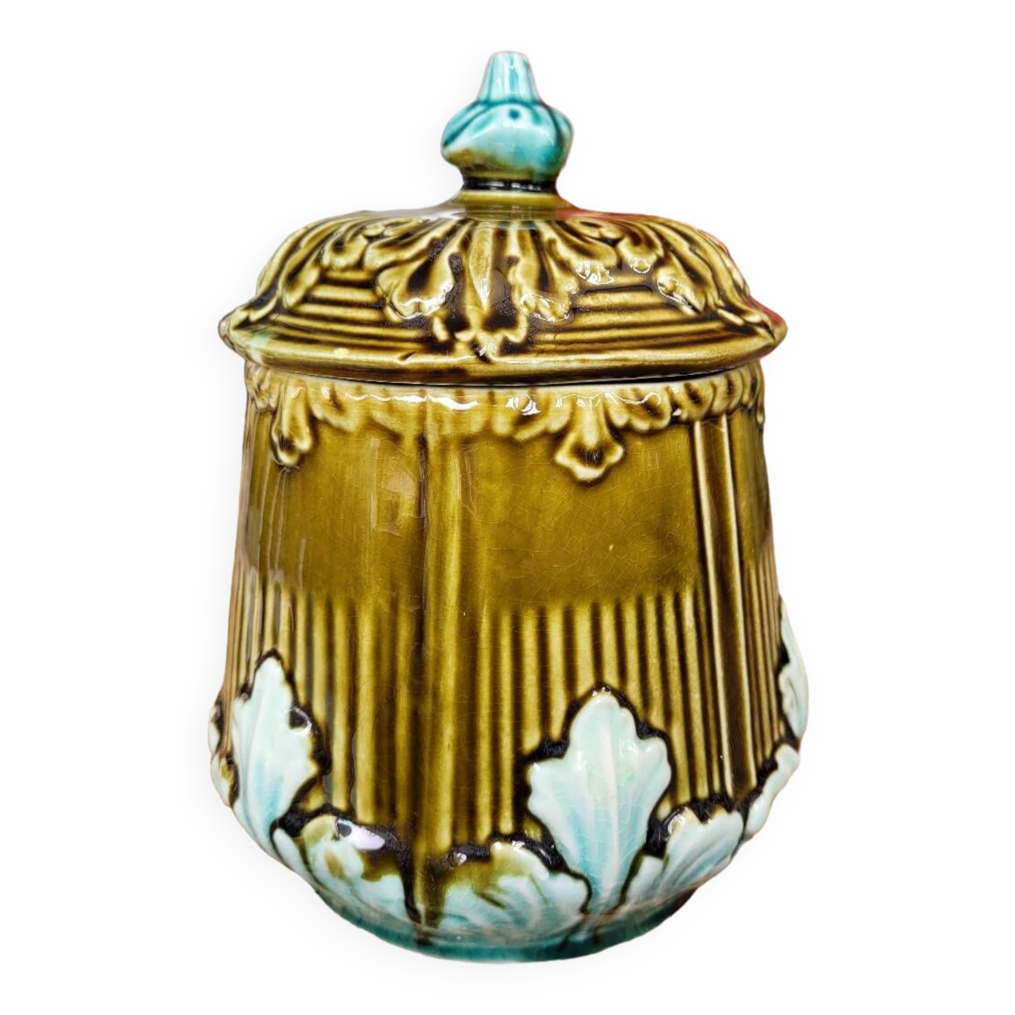 Covered slip pot
