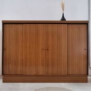 1970s wardrobe