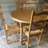 Round table & 4 straw oak and beech chairs