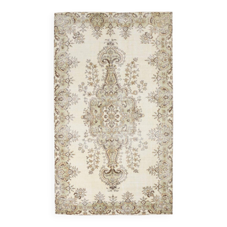 6x9 Ft Ecru-cream vintage rug, Floral design cream and brown rug.