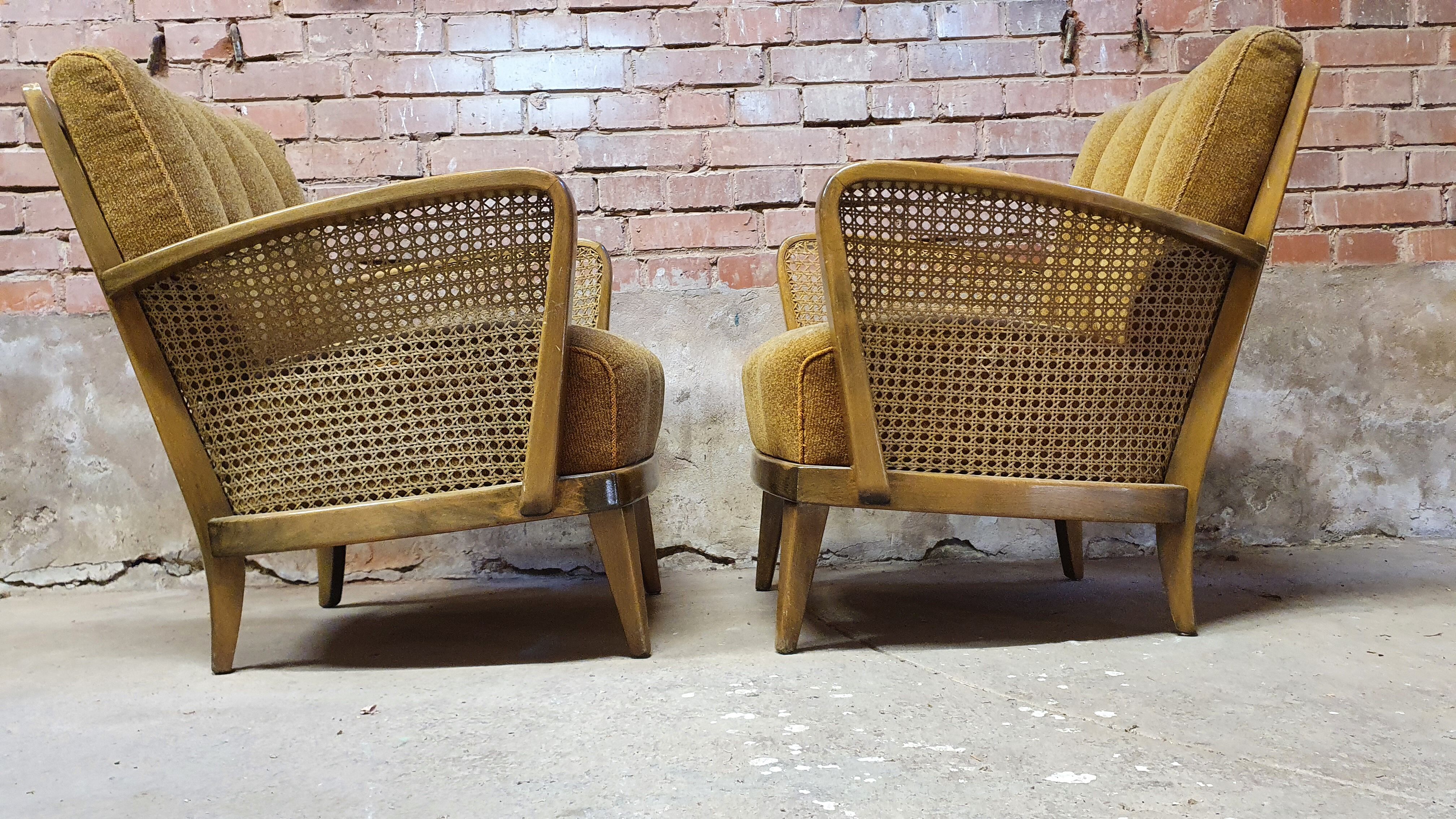 Paire de fauteuils cannage 1960"