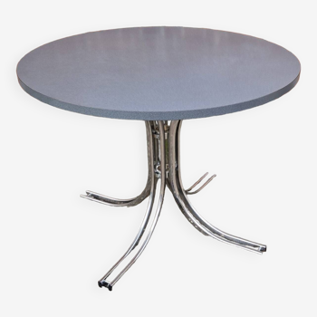 Round kitchen table 1970