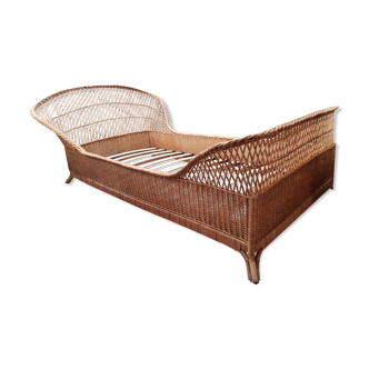 Vintage rattan basket bed