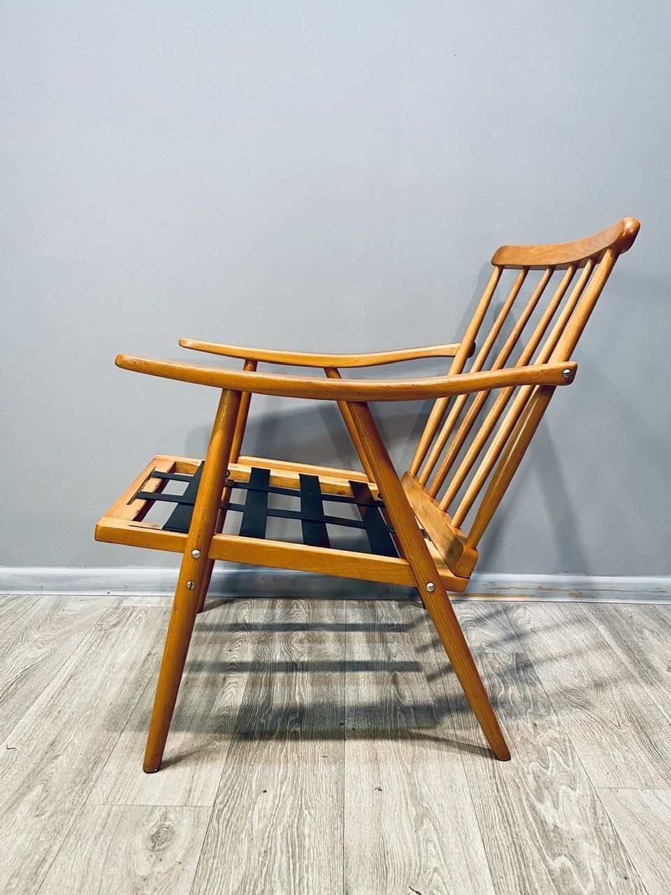 Paire de fauteuils Thonet vintage 1960