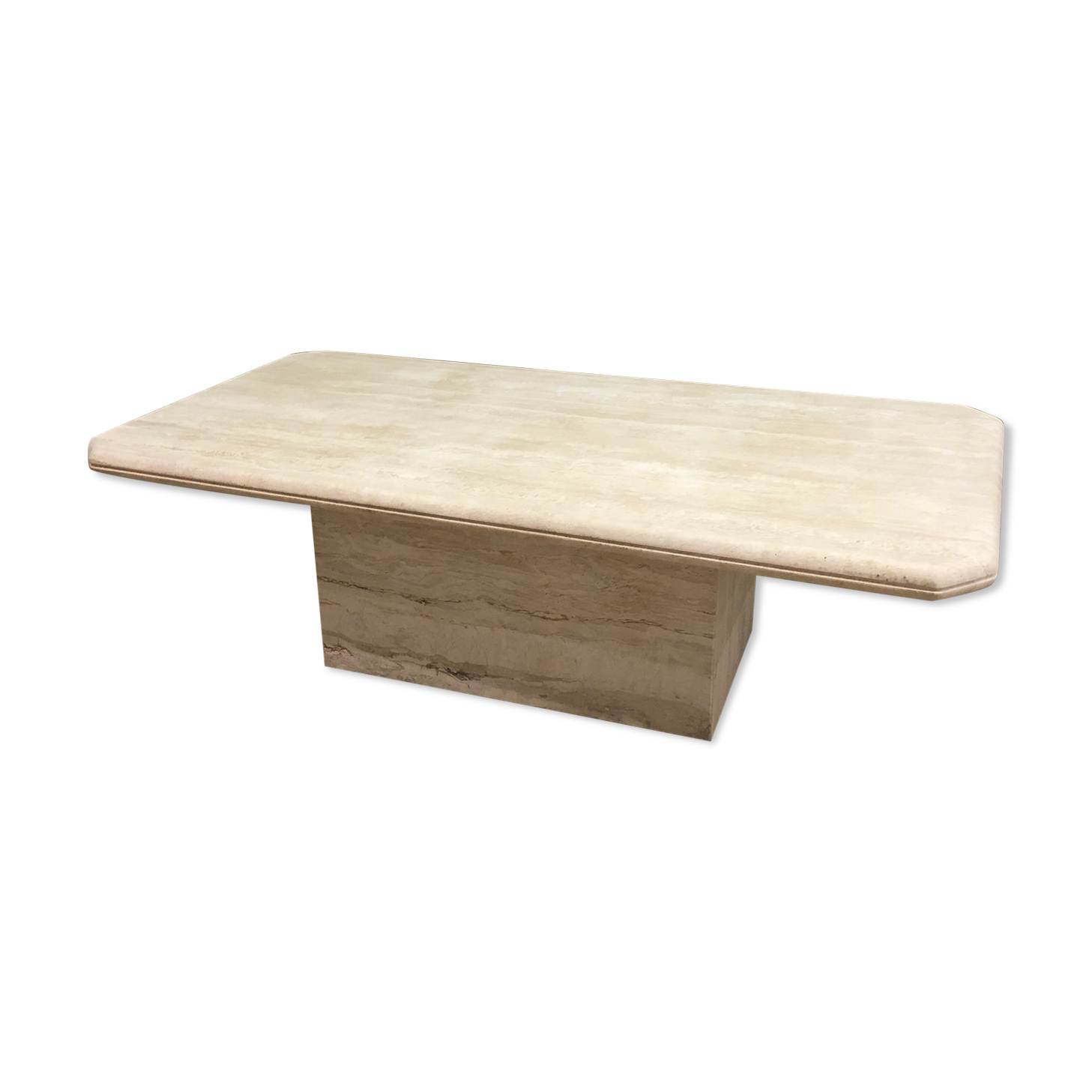 Coffee table in travertine chalk color