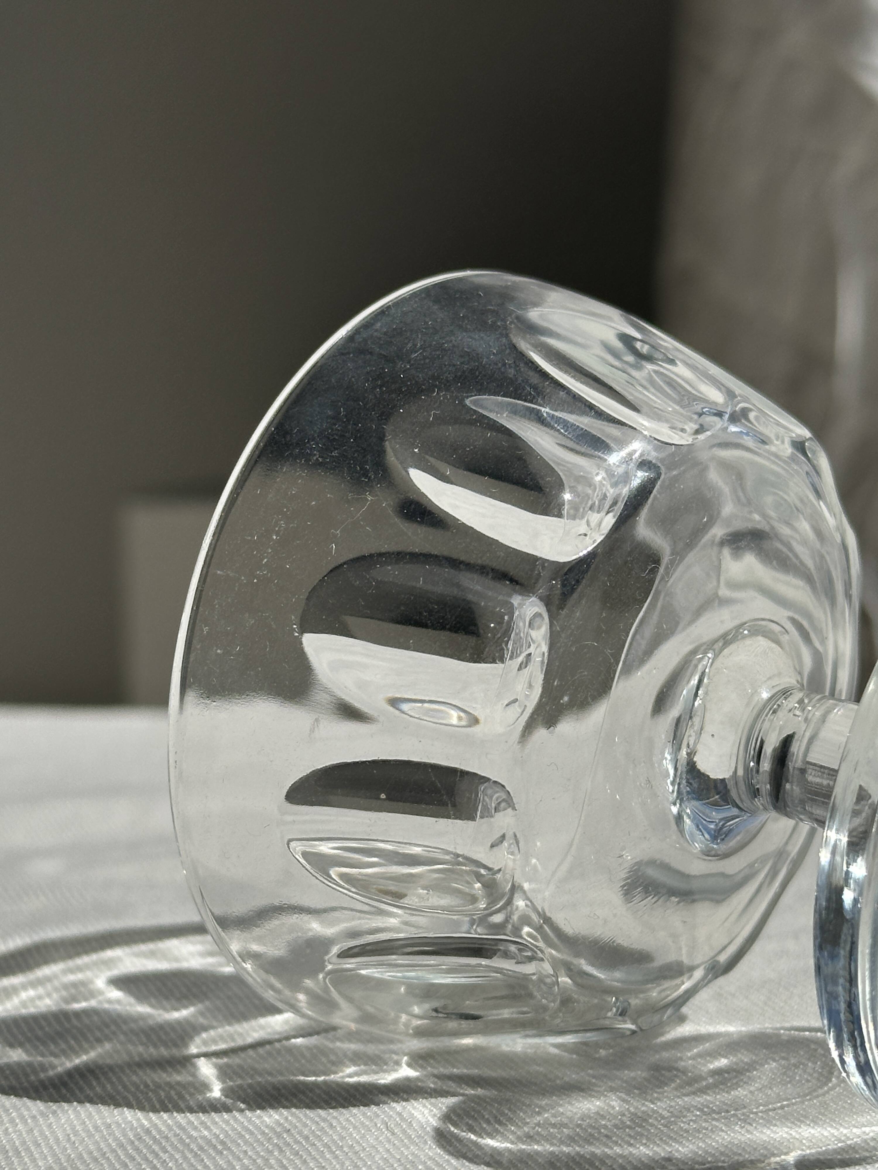 11 France Arcoroc footed bowls