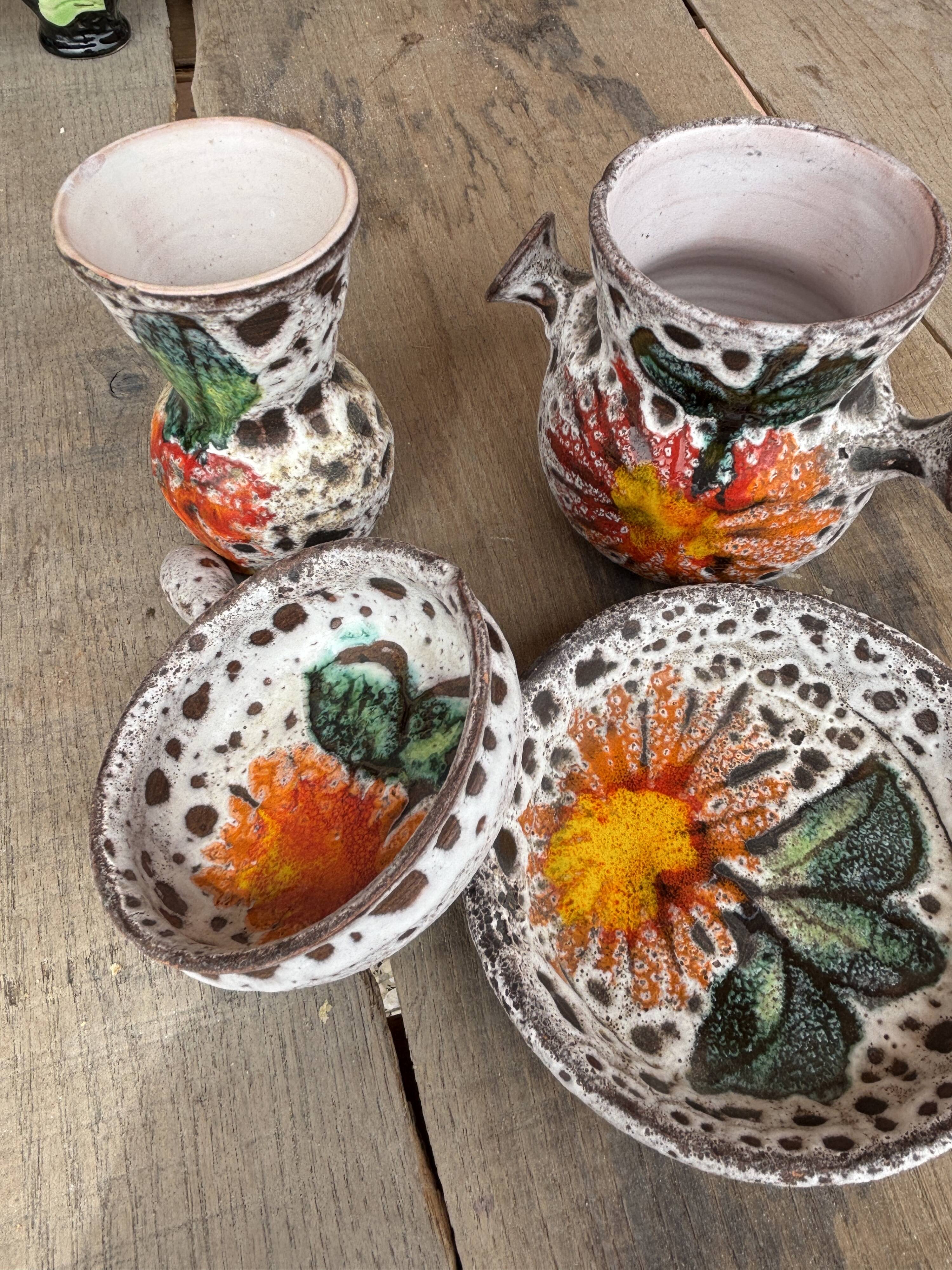 Set of 4 pieces La Roue Vallauris – 2 vases and 2 pans – ceramic v
