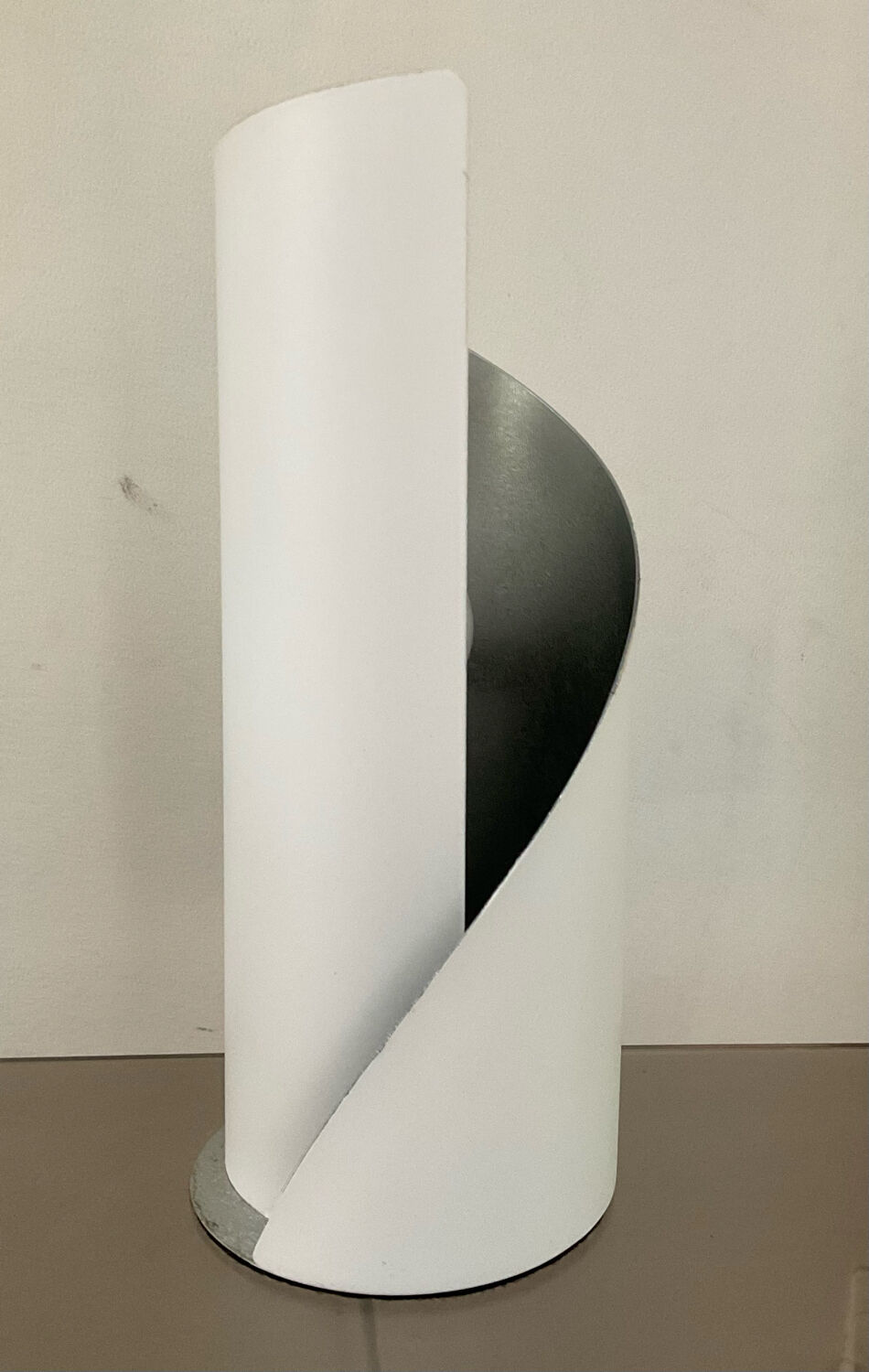 Design lamp in folded sheet metal