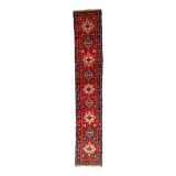 Tapis Couloir Vintage Karajeh du Moyen-Orient, Années 1960, Élégance et Aut