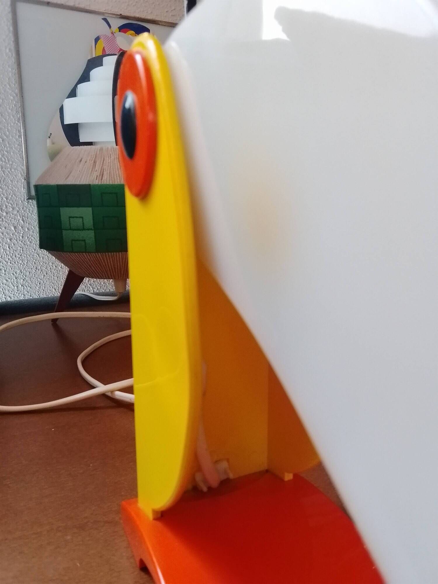 Toucan Lamp