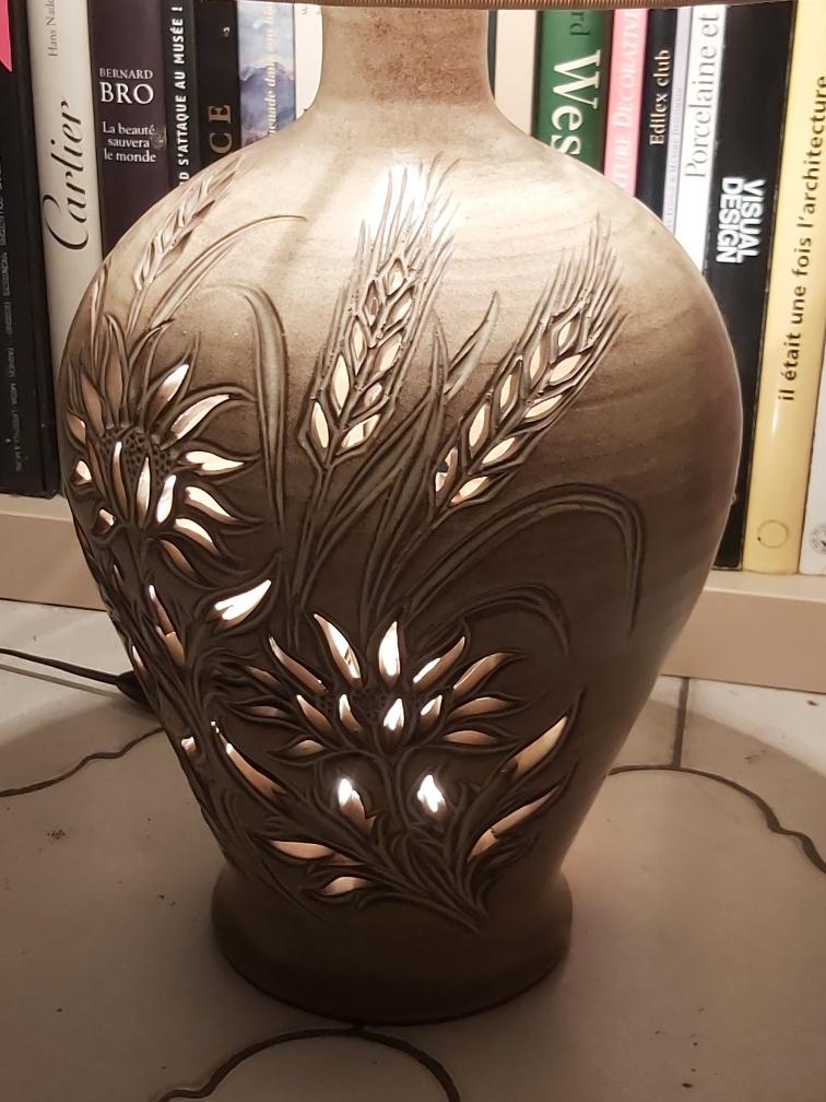 Fonck lamp and Matéo Vallauris ceramic open