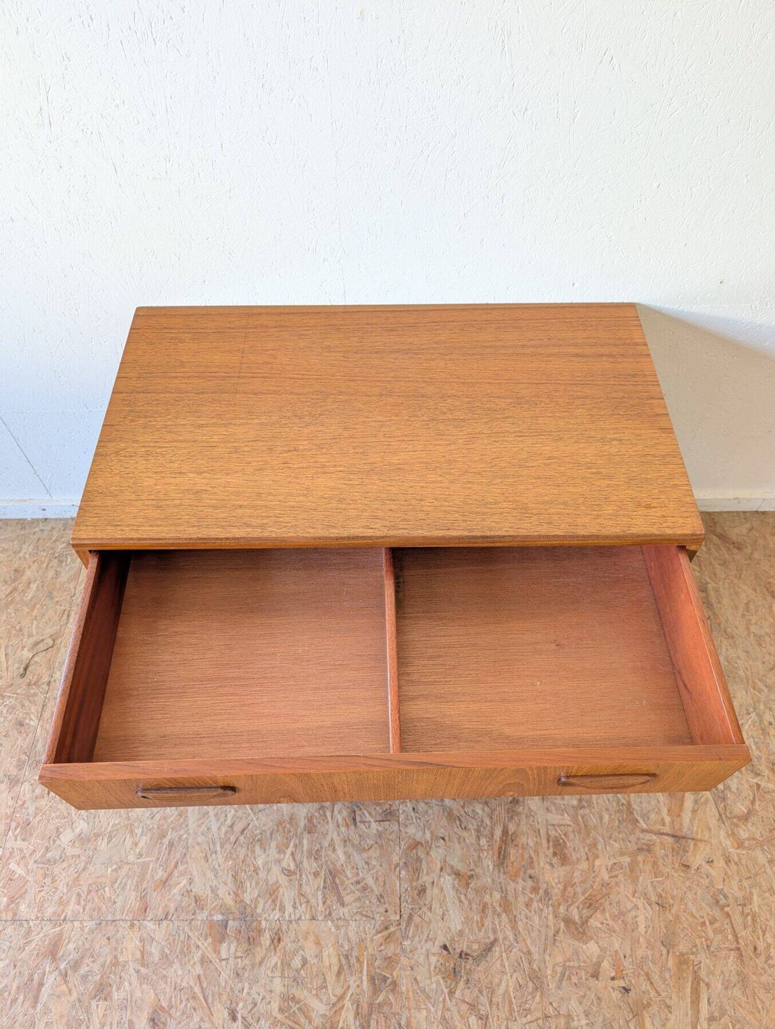 Commode en teck G-Plan, années 60-70