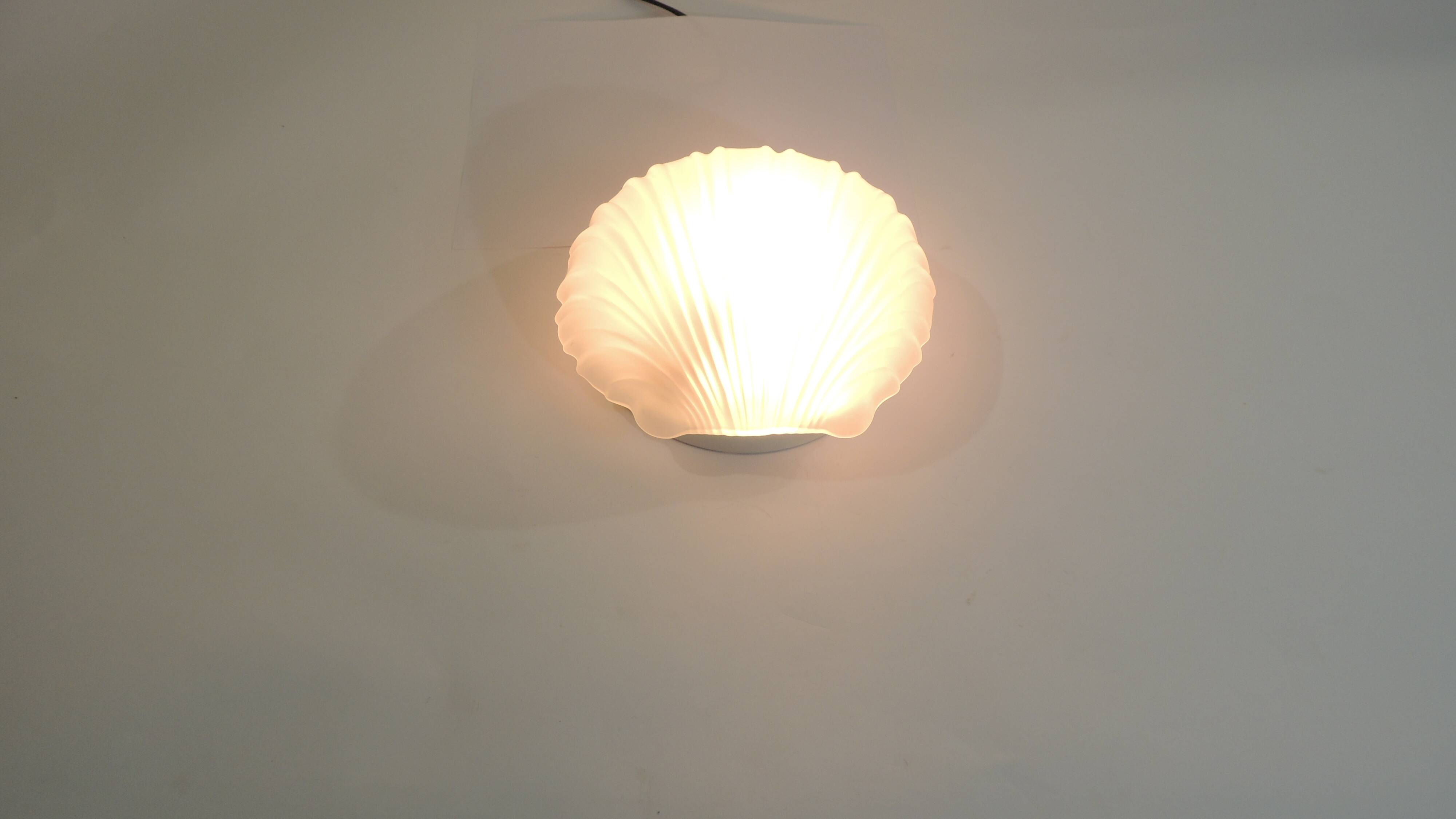 Vintage white opaline glass shell wall light – Ann wall lamp