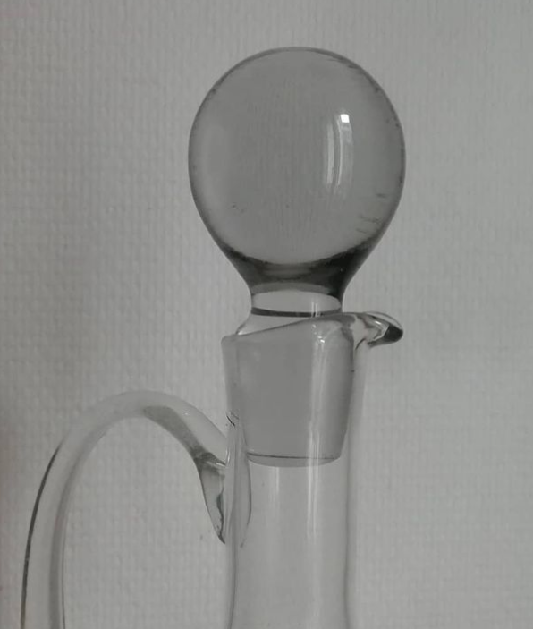 Wine decanter