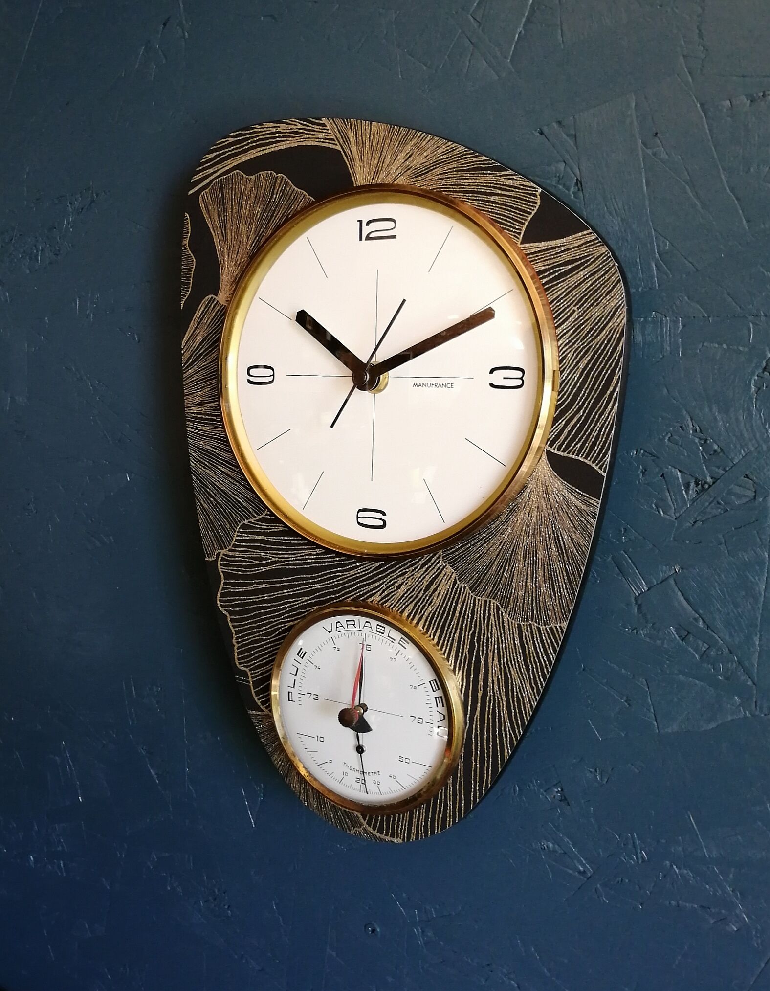 Clock vintage formica wall clock silent barometer "Manufrance"