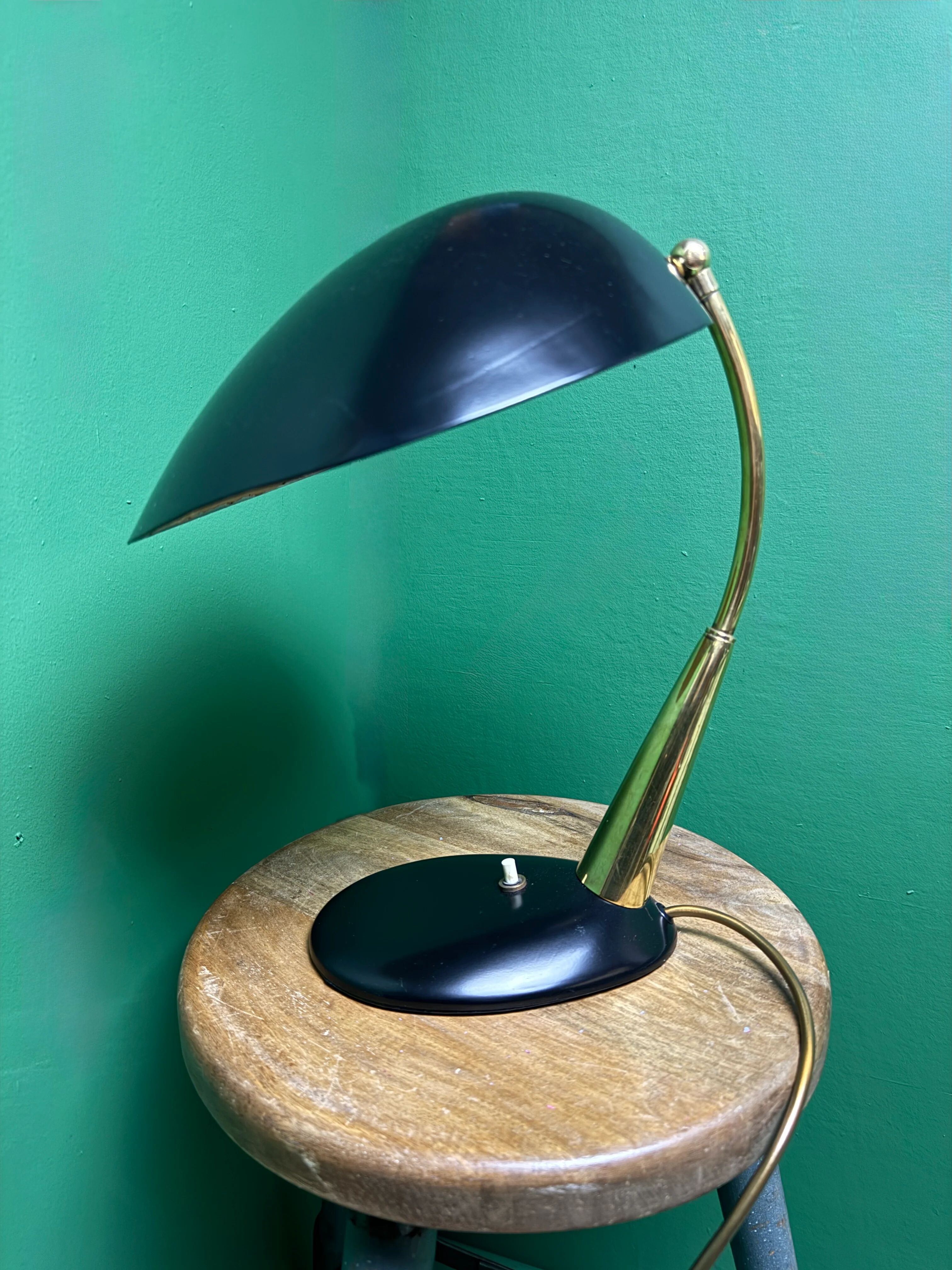 Lampe de table Bauhaus des années 1930 par Gebrüder Cosack Allemagne