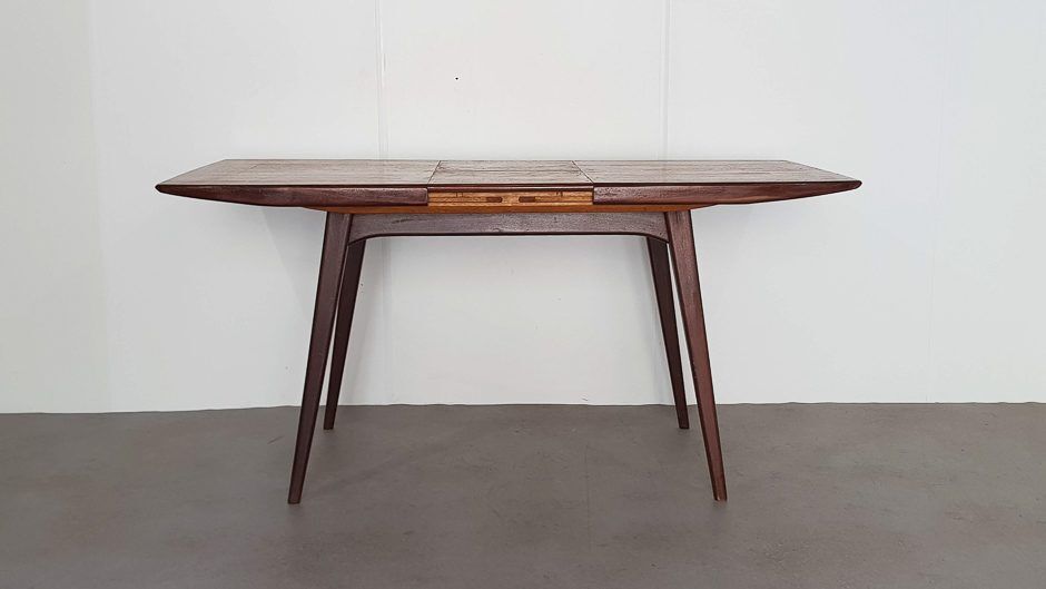 Table expandable Louis van Teeffelen for Web