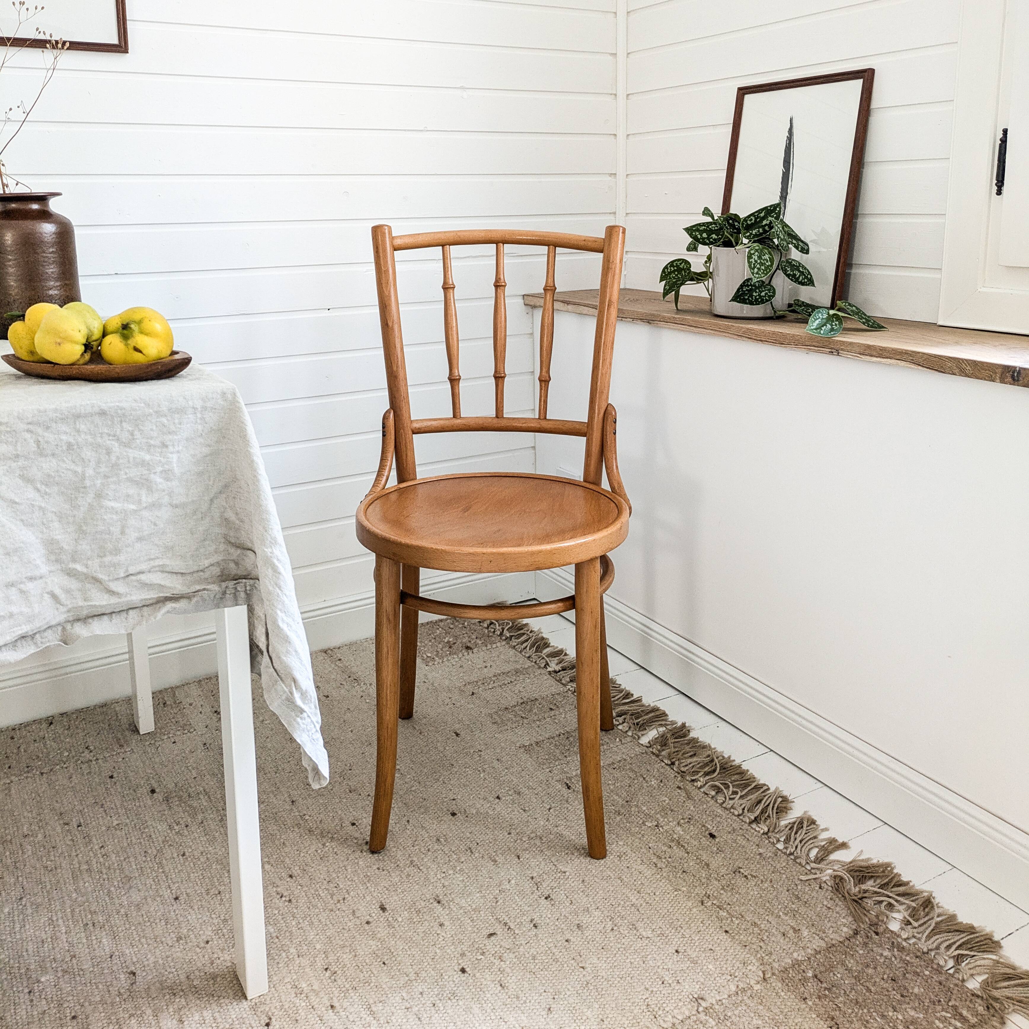 Vintage café chaise entretoises chaises chaise en bois Mid Century Retro Bistro chaise tournée ronde