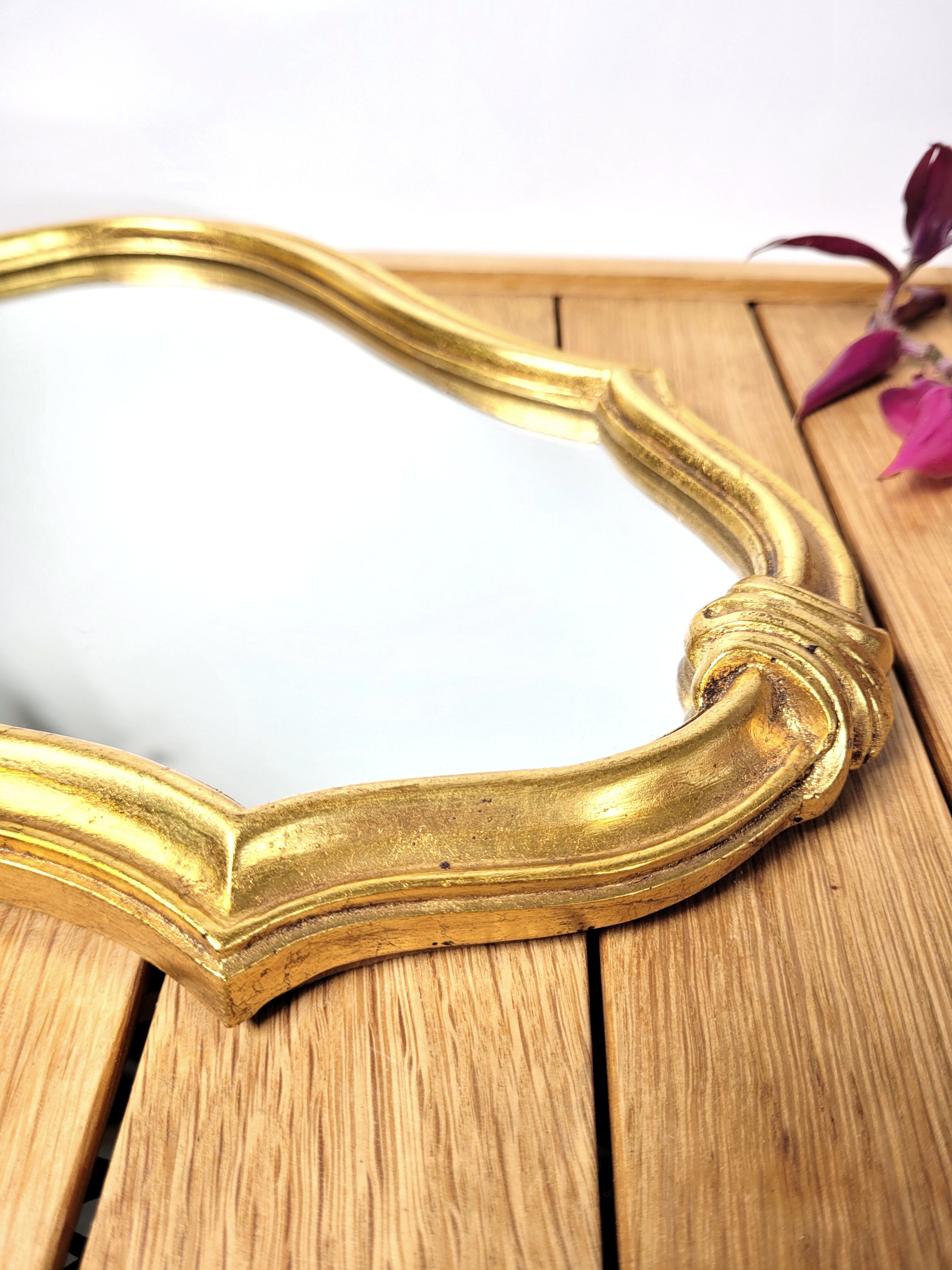 Baroque mirror gilded shell 23x33cm