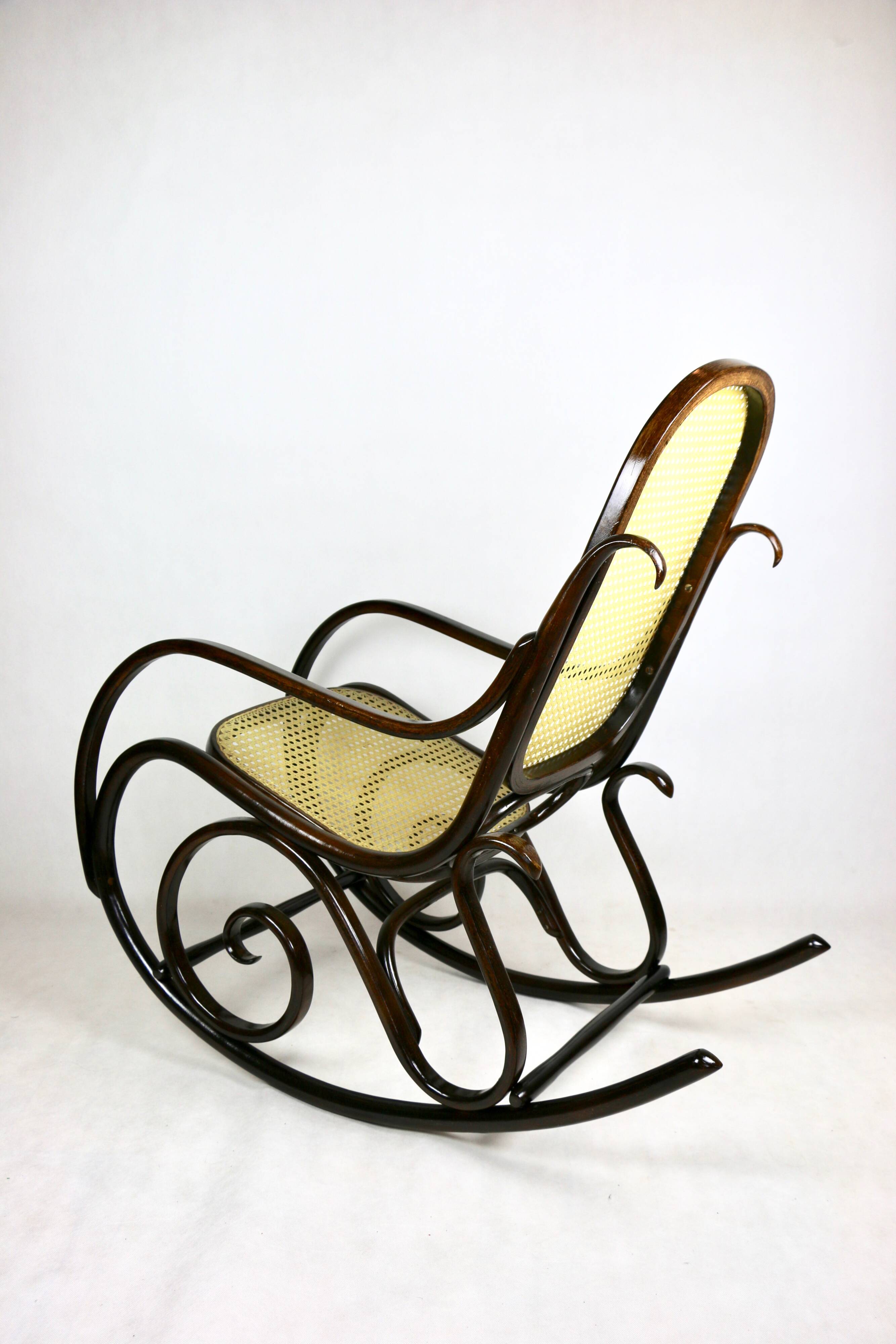 Vintage Brown Rocking Chair by Michael Thonet