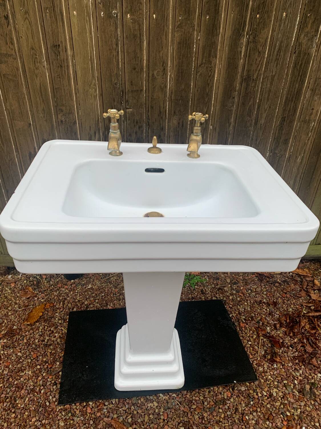 Lavabo ancien